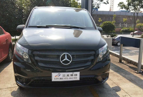 長(zhǎng)沙租車 商務(wù)租車 奔馳商務(wù)威霆9座